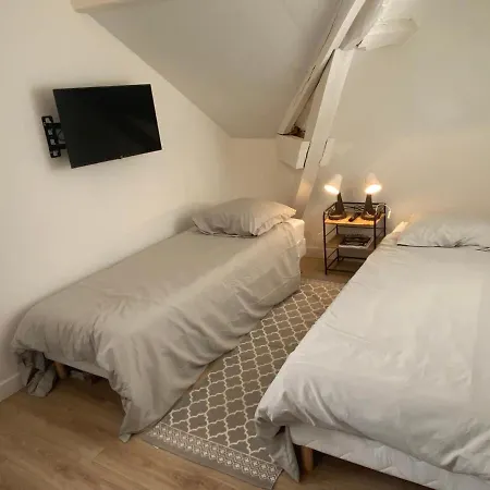 Apartamento Dans Les écuries Du Chateau Bonnelles